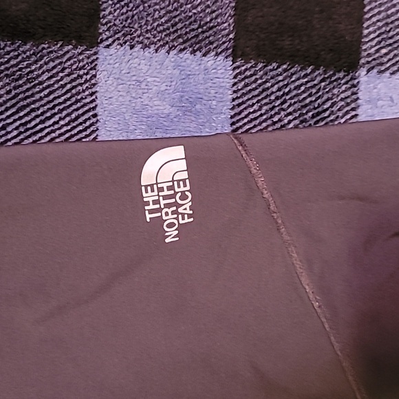 The North Face. Flash-dry sweatpants. Pre-owned. Men's size Large - Picture 3 of 15